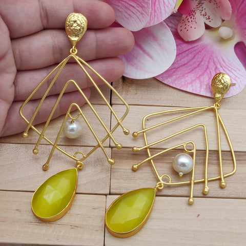 Lemon Natural  Stone Fish Dangler
